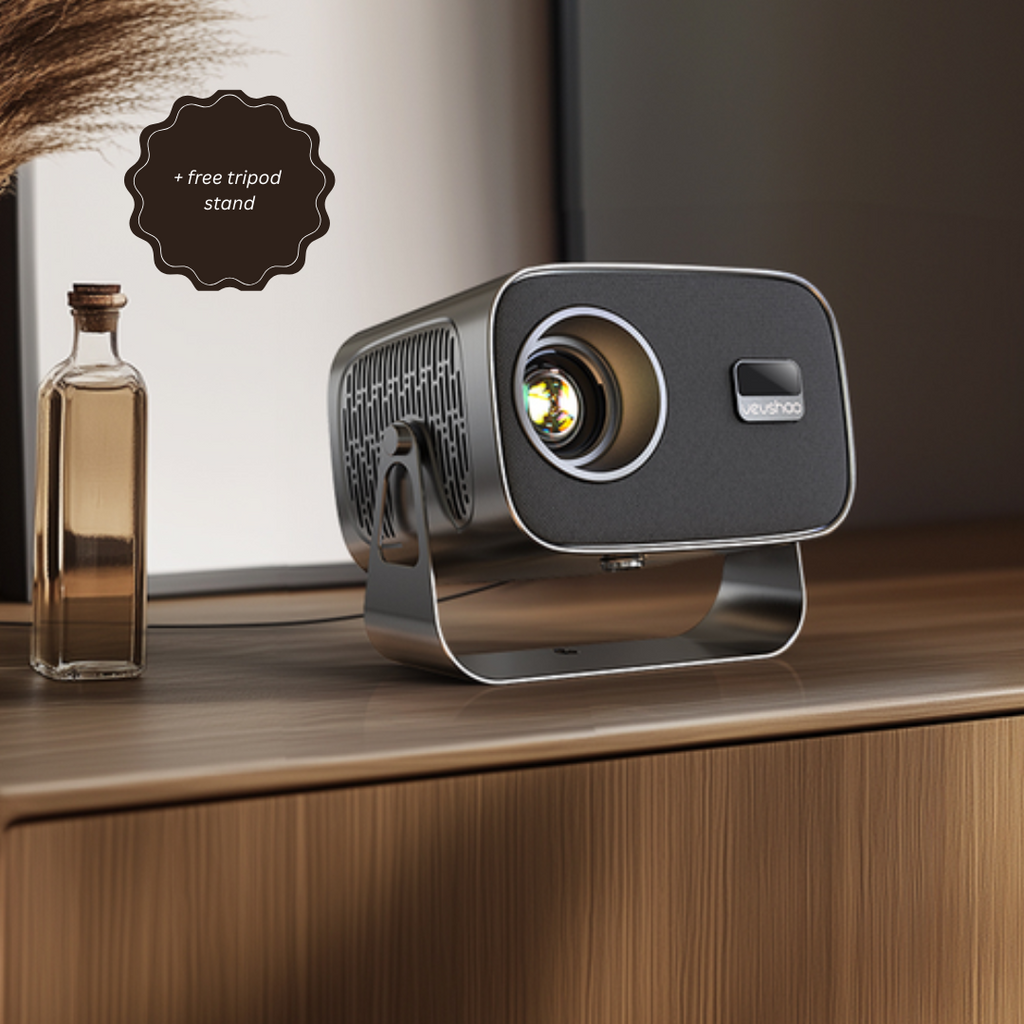 Luna™ 1080p Smart Projector + free tripod